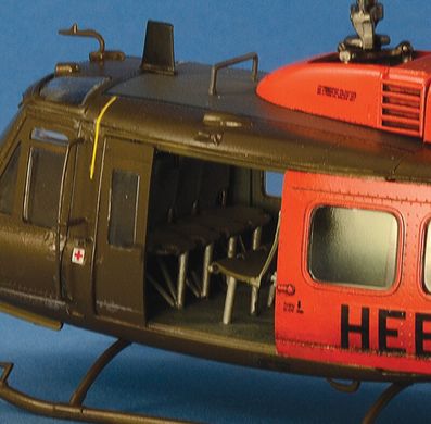 Збірна модель 1/48 вертоліт UH-1D Iroquois Italeri 0849