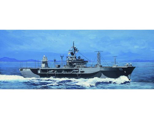 Збірна модель 1/700 командний корабель USS Blue Ridge LCC-19 1997 Trumpeter 05715