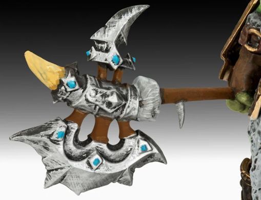 Подарунковий набір 1:16 фігура Thrall: World of Warcraft Revell 03516