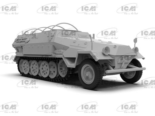 Збірна модель 1/35 Німецький санітарний бронетранспортер Sd.Kfz.251/8 Ausf.A ICM 35113