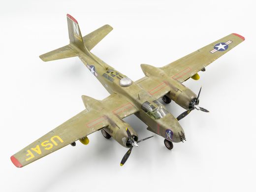 Збірна модель 1/48 літак B-26B-50 Invader, Американський бомбардувальник війни в Кореї ICM 48281