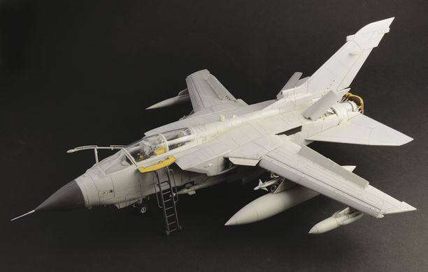 Збірна модель 1/32 літак Tornado GR.4 Italeri 2513