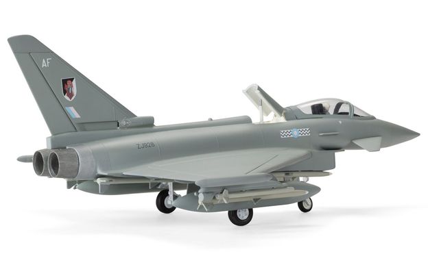 Prefab model 1/72 aircraft Eurofighter Typhoon Starter kit Airfix A50098A
