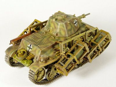 Сборная модель 1/35 танк Hotchkiss 39 (H) Trumpeter 00352