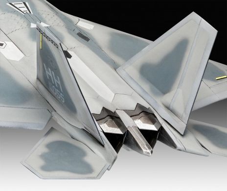 Сборная модель Самолета Lockheed Martin F-22A Raptor Revell 03858 1:72