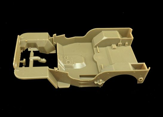 Збірна модель 1/35 Американський автомобіль Jeep Willys MB з причепом та фігурами британських десант