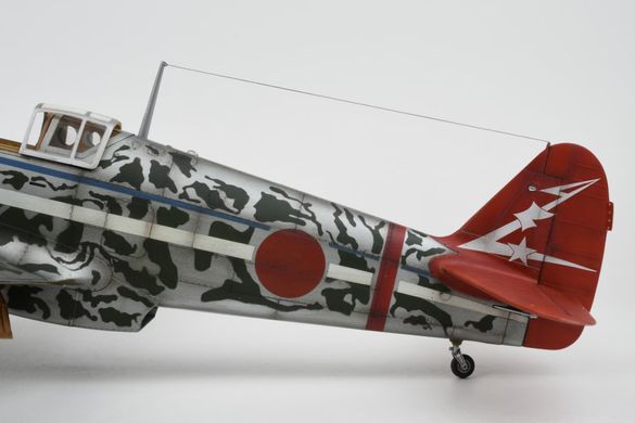 Assembled model 1/32 Japanese army fighter jet Kawasaki Ki61-I Hei Hien (Tony) Hasegawa 08078