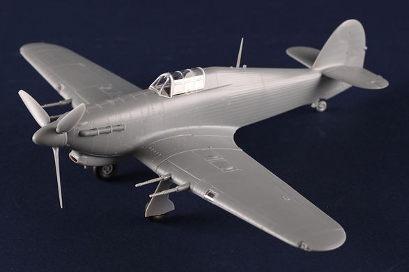 Сборная модель 1/48 истребитель Hawker Hurricane Mk.IIc/Trop Hobby Boss 81779