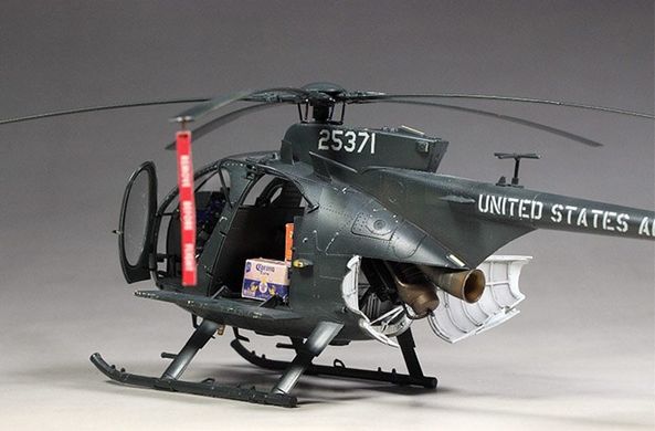 Сборная модель вертолета AH-6J/MH-6J Little Bird Nightstalkers Kitty Hawk KH50003