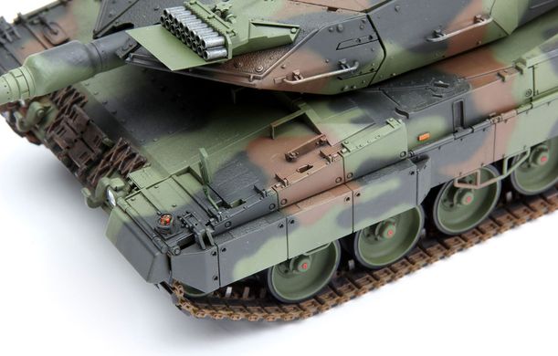 Збірна модель 1/35 німецький основний бойовий танк Leopard 2 A7 Леопард Meng Model TS-027