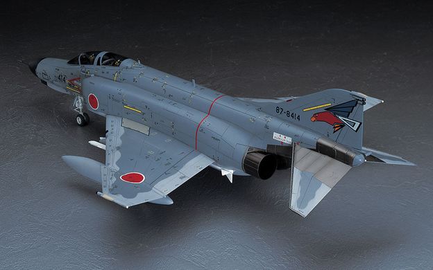 Assembled model 1/48 fighter F-4EJ Kai Super Phantom Hasegawa 07207