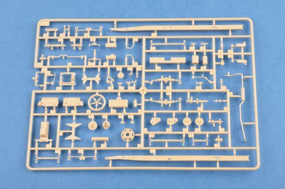 Збірна модель 1:35 вантажівка GMC CCKW-352 з туреллю Hobby Boss 83833