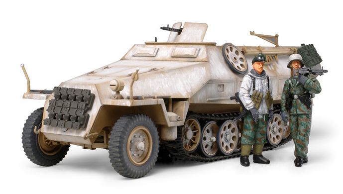 Сборная модель 1/48 Транспортное средство Mtl.SPW.Sd.kfz 251/1 Ausf.D Tamiya 32564