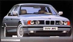 Сборная модель 1/24 автомобиля BMW M5 Fujimi 12094