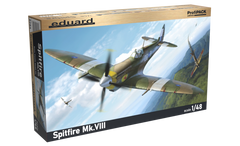 Збірна модель британського винищувача Spitfire Mk.VIII Profipack Eduard 8284