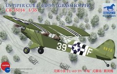 Збірна модель 1/35 літак Piper Cub L4 "Grasshopper" Bronco CB35014