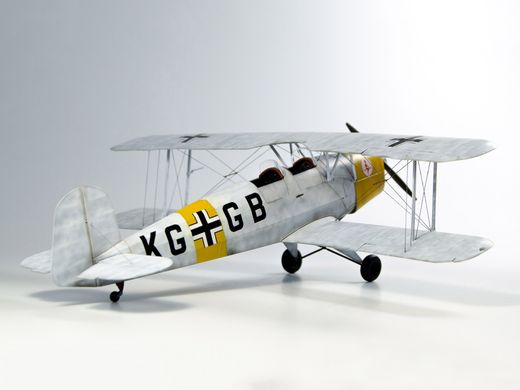 Сборная модель 1/32 самолет Bücker Bü 131D, Немецкий учебный самолет 2 Мировой войны ICM 32030