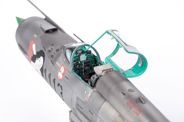 Prefab model 1/48 aircraft MiG-21MF Weekend edition Eduard 84177