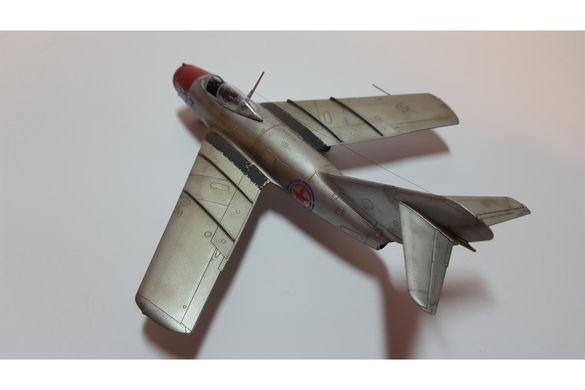Збірна модель 1/72 реактивний літак MiG-15 ProfiPACK edition Eduard 7057