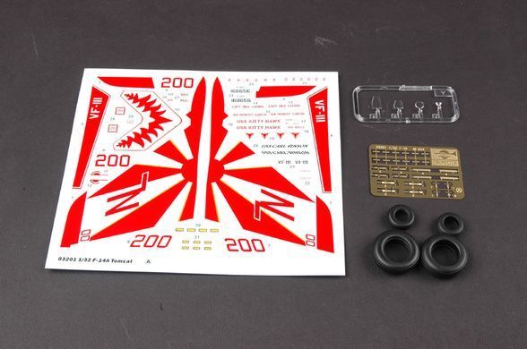 Assembled model 1:32 aircraft Grumman F-14A Tomcat Trumpeter 03201