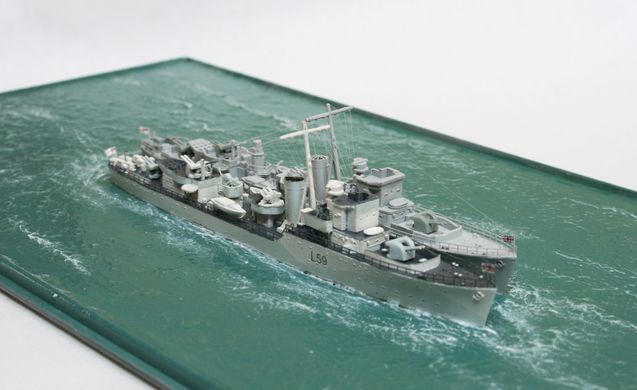 Збірна модель 1/700 ескортний есмінець класу HMS Zetland 1942 Hunt II IBG Models 70006