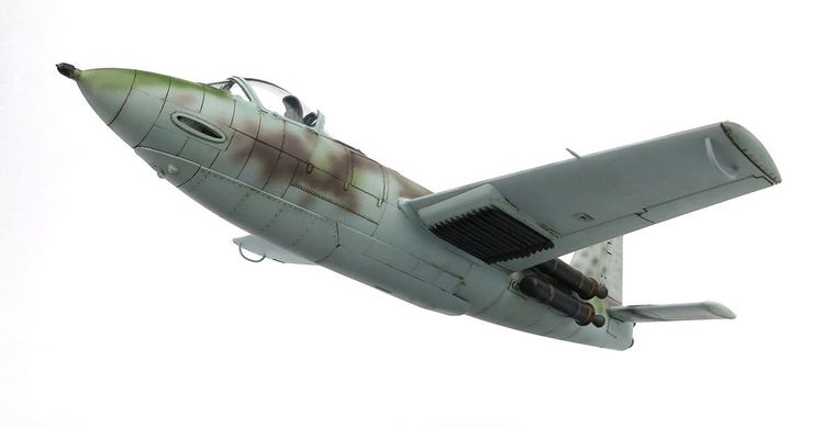 Сборная модель 1/32 самолет Junkers Ju EF-126 Elli / EF-127 Walli 3 в 1 Das Werk DW32001