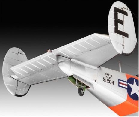 Prefab model 1/48 plane Beechcraft Model 18 Revell 03811