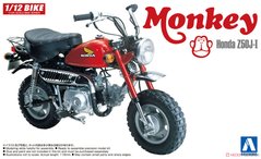 Сборная модель 1/12 мотоцикла Honda Z50J-I Monkey Aoshima 06167