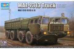 Збірна модель 1/35 радянський великовантажний автомобіль MAZ-7313 Truck Trumpeter 01050