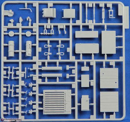 Збірна модель 1/35 китайська самохідна артилерійська установка PLZ-83A Self Gun Trumpeter 05536