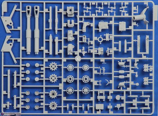 Збірна модель 1/35 китайська самохідна артилерійська установка PLZ-83A Self Gun Trumpeter 05536