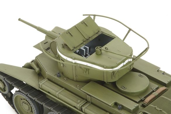 Сборная модель 1/35 Советский танк БТ-7 Tamiya 35309