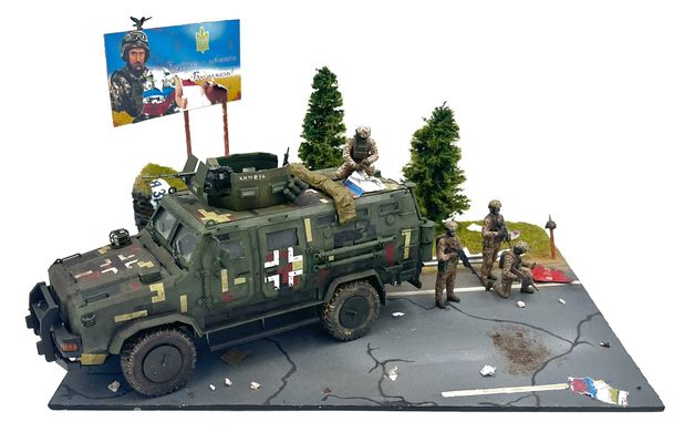 Готовая диорма 1/35 Украинский бронеавтомобиль Казак 2 ИСМ 1102058