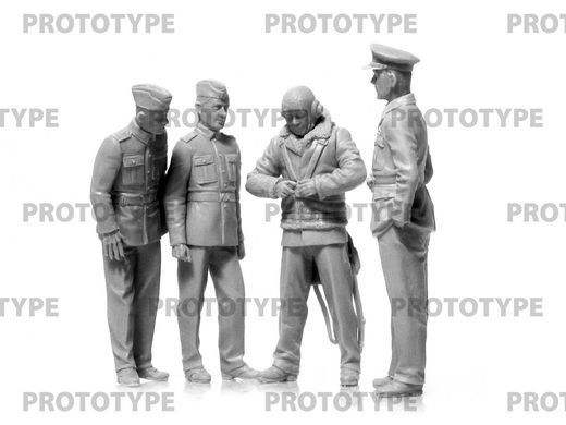 Фигуры 1/32 Курсанты RAF IIСВ ICM 32113
