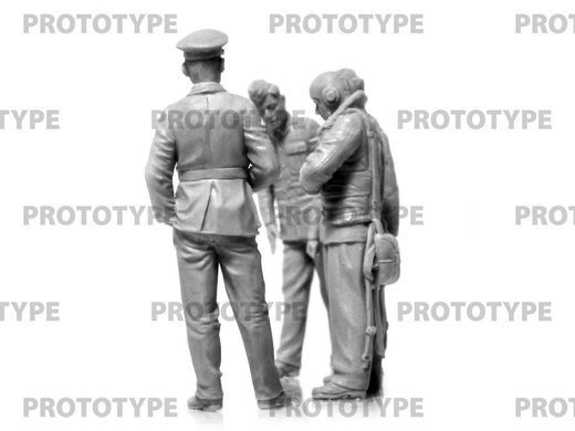 Фигуры 1/32 Курсанты RAF IIСВ ICM 32113
