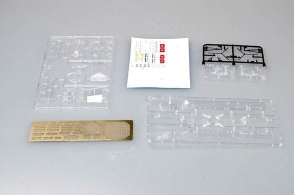 Збірна модель 1:350 корабель Admiral Lazarew Trumpeter 04521