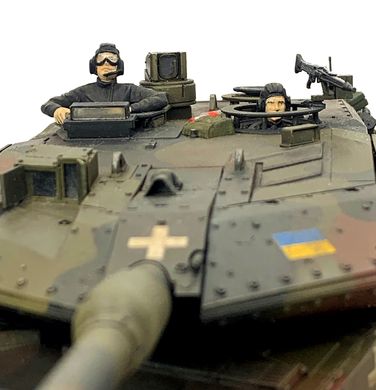 Готова діорама 1/35 Танк Leopard 2А6 на озброєнні ЗСУ Маріуполь 1102057