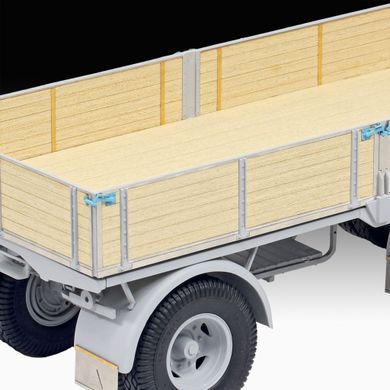 Сборная модель 1/24 грузовик Büssing 8000 S 13 with Trailer Revell 07580