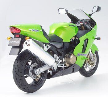 Сборная модель 1/12 спортивный мотоцикл Kawasaki Ninja ZX-12R Tamiya 14084