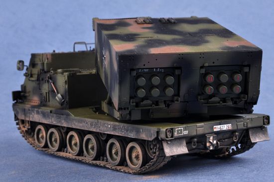 Збірна модель 1/35 САУ Mittleres Artillerie Raketen System (MARS) Trumpeter 01046