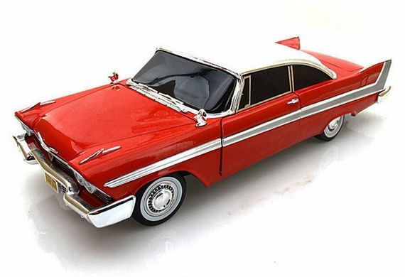 Prefab model 1/25 car 1958 Plymouth Fury Christine (Molded in Red) AMT 00801
