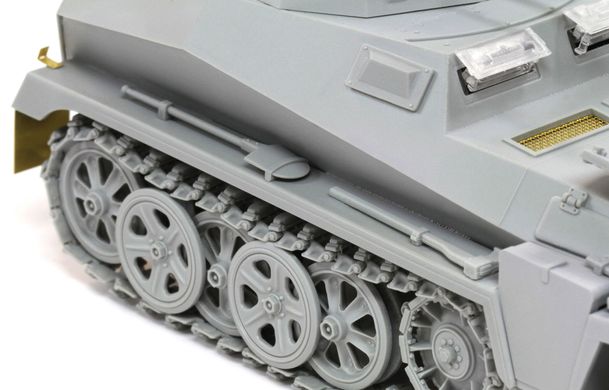 Збірна модель Sd.Kfz.250 / 9 Ausf.A le.S.P.W (2cm) Full Interior Dragon 6882 | 1:35