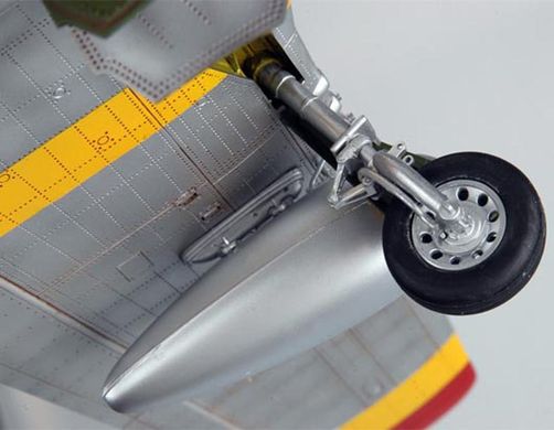 Збірна модель 1/32 винищувач P-51D «Мустанг» Trumpeter 02275