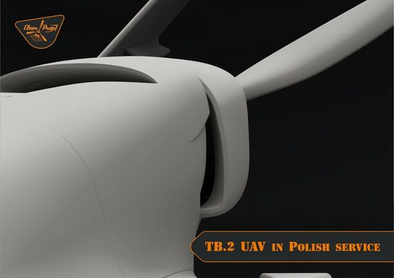 Сборная модель 1/48 БЛА ТВ.2 "Байрактор" Bayraktar польская версия Clear Prop CP4812