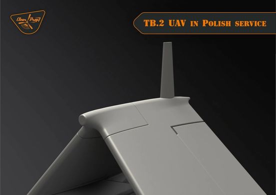 Сборная модель 1/48 БЛА ТВ.2 "Байрактор" Bayraktar польская версия Clear Prop CP4812