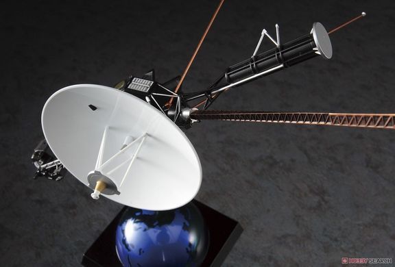 Assembled model 1:48 space probe Voyager With Mission Emblem Patch Hasegawa SP635