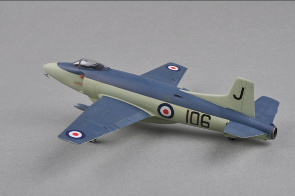 Збірна модель літак 1/48 Supermarine Attacker F.1 Fighter Trumpeter 02866