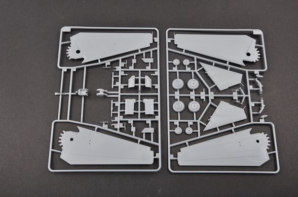 Збірна модель 1/48 винищувач МіГ-23М "Флогер-Б" Trumpeter 02853