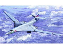 Збірна модель 1/72 бомбардувальник Ту-160 "Веселий Роджер" Блекджек Бомбер Trumpeter 01620