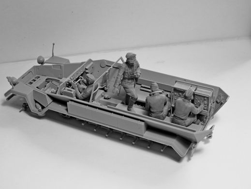 Фігури 1/35 Німецький екіпаж командної машини (1939-1942 р.) (4 фігури) ICM 35644
